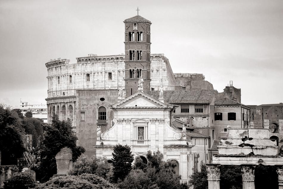 monochrome photo of Rome Coliseum Church