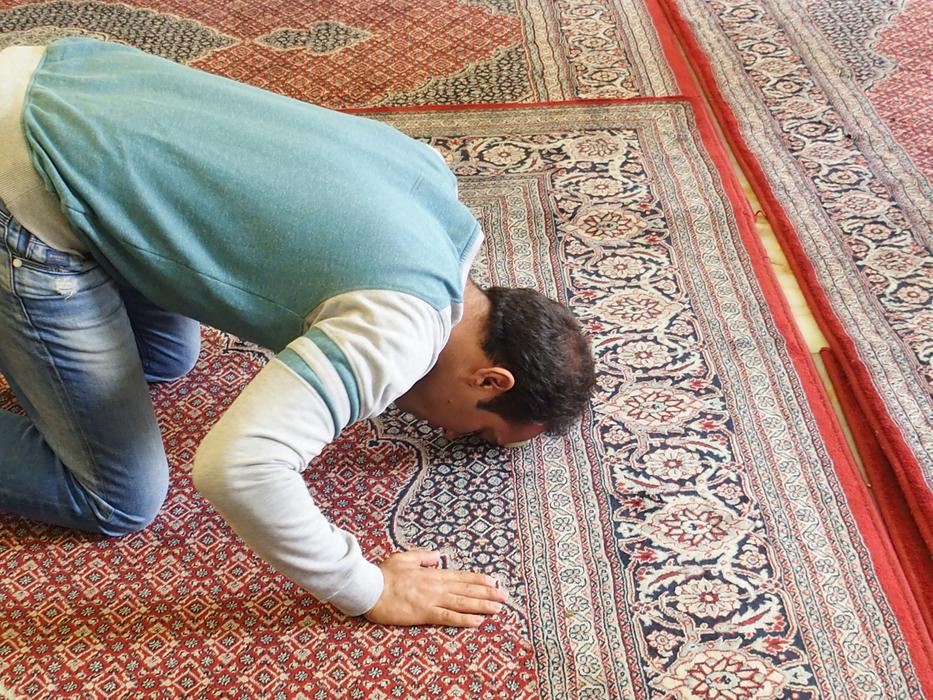 Prayer Islam in Iran