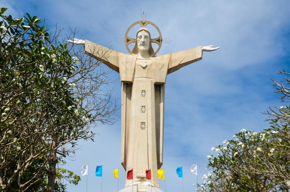 white statue of Jesus in Vietnam