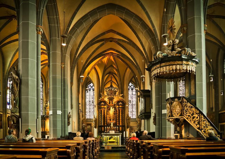ravishing Altar Christian