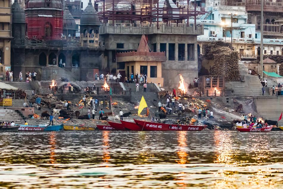 burning of the dead on the river ganges