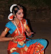 Dancer Frauf girl