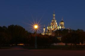 night photo of the Cathedral of the Savior on Spilled Blood in St. Petersburg