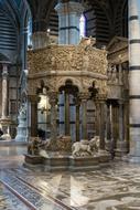 Pulpit Dom