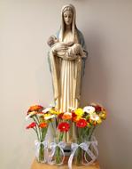 virgin Madonna statue