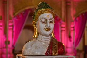 temple buddha statue