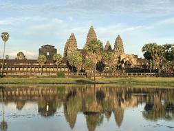 Siem Reap Angkor and water