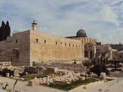 ruins in the holy land in jerusalem