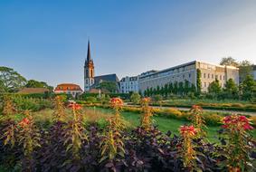 Prince Georgs Garden and tample