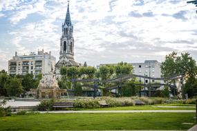 Esplanade Nimes Morning