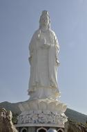 Guanyin Buddha Statue Linh Ung