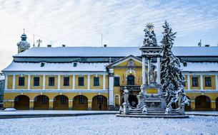 Statue Holy Trinity Esztergom