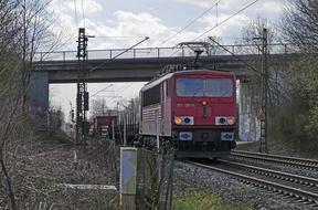 Train Traffic on Railway