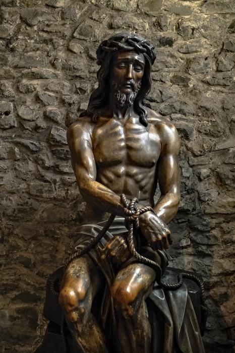 Jesus Statue bronze