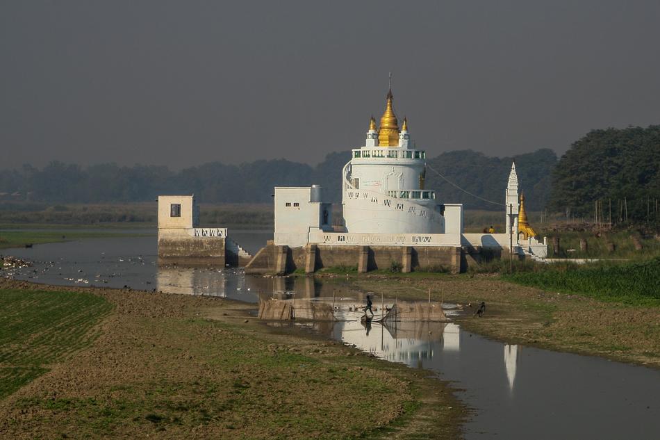 Burma Myanmar temple and Lake