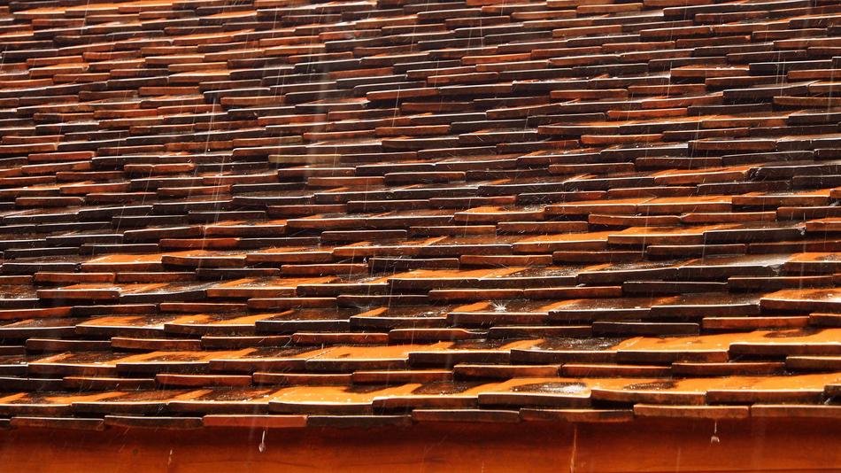 Roof Rain Measure Temple