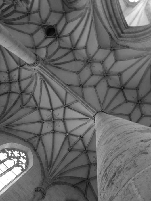 rib vaults in the architecture of the cathedral
