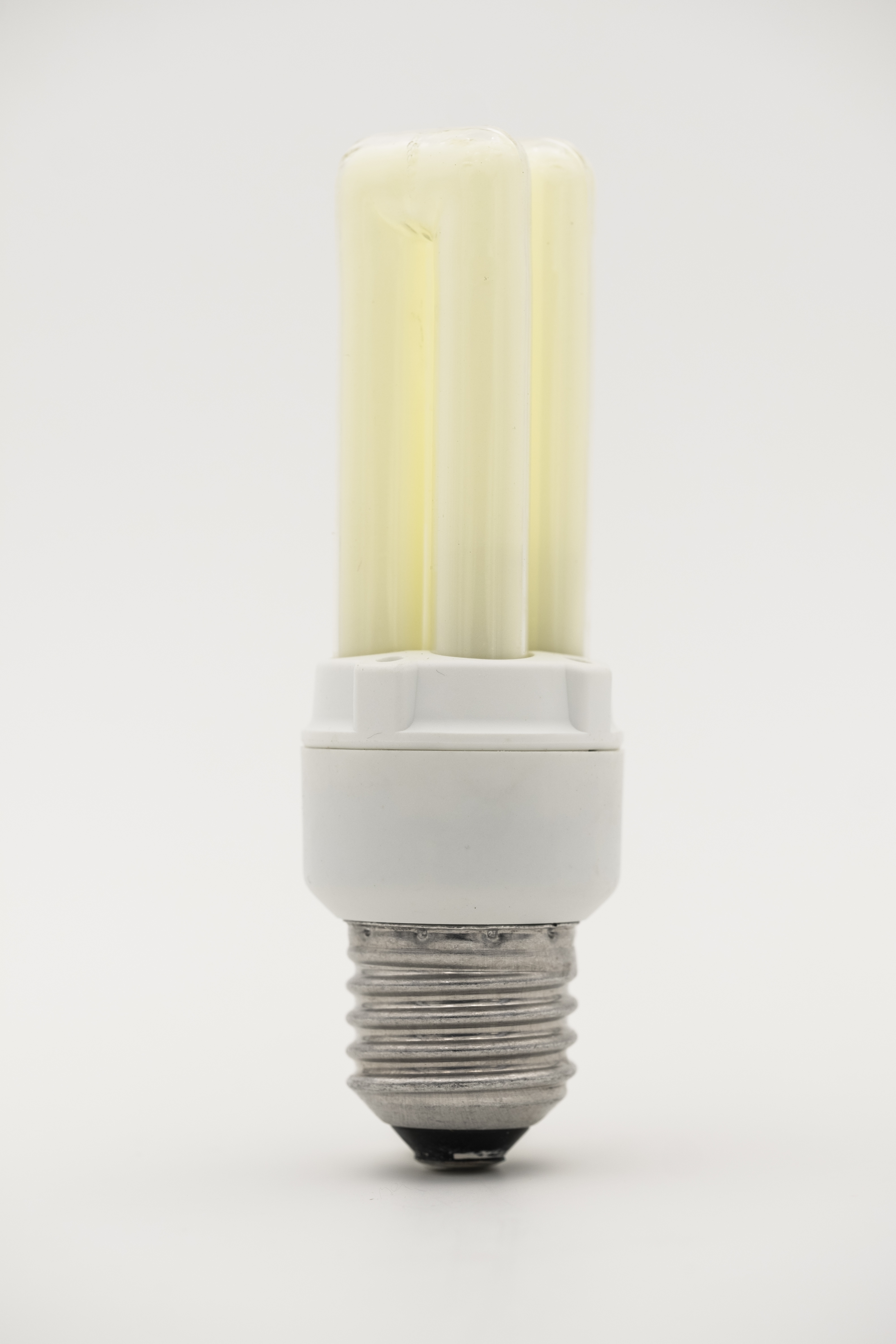 Fragile economical light bulb free image download