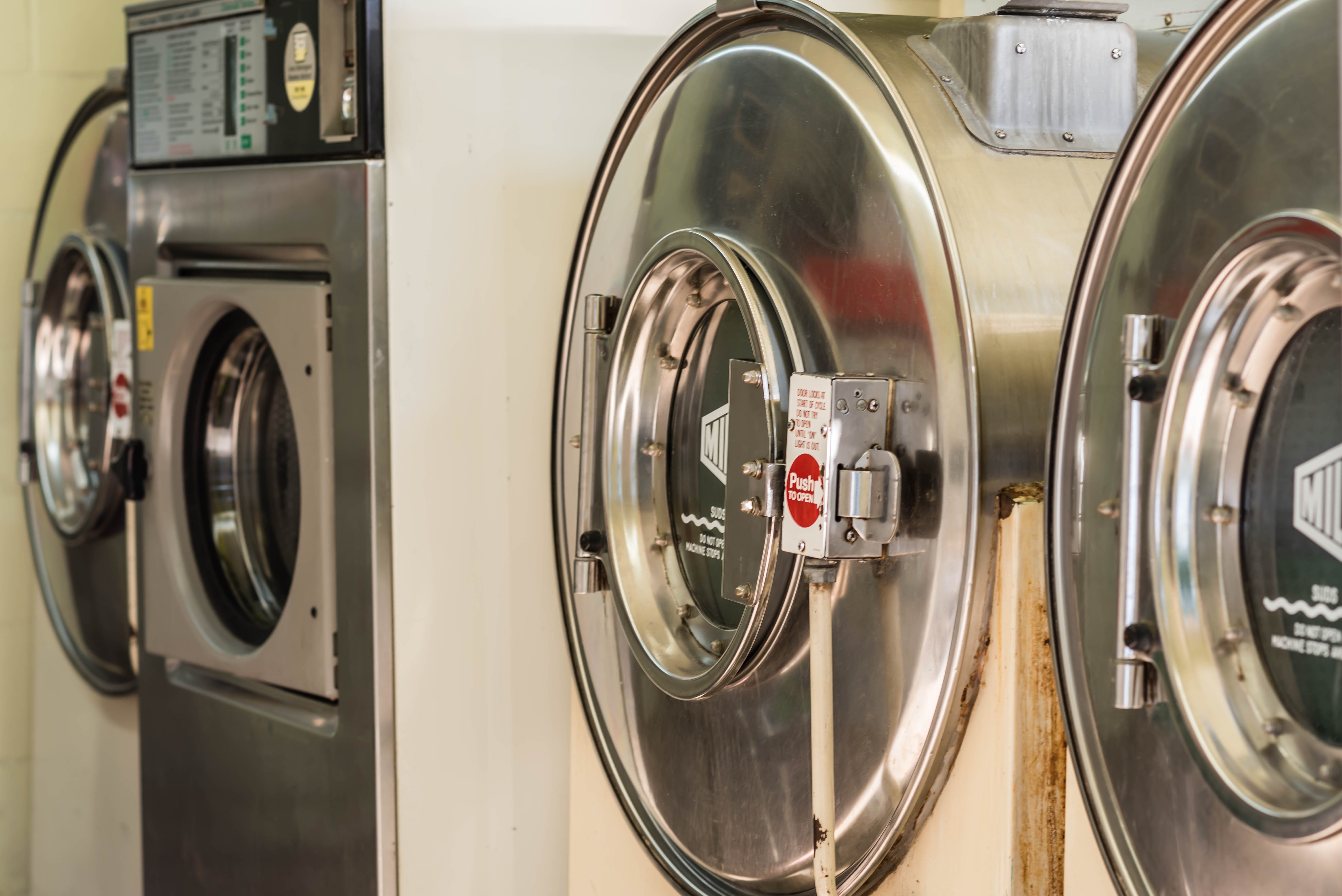 Dryer Laundromat free image download