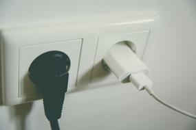 black and white plugs in Sockets
