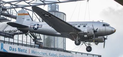 Aircraft Candy Bomber