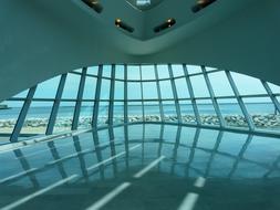 futuristic Milwaukee Art Museum