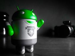 Android Toy Robot green