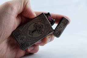 Lighter hand