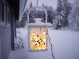 Outside Snow lamp
