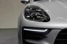 Car Porsche Macan Gts
