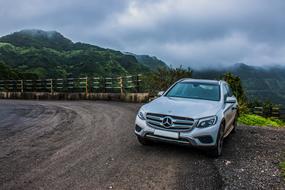Car mercedes,
