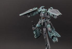 model toys robot green