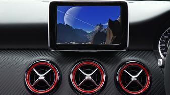 Car Mercedes tv