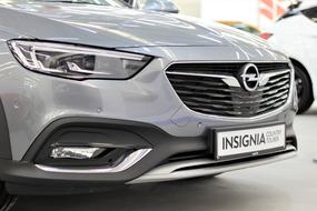 Car Opel Insignia