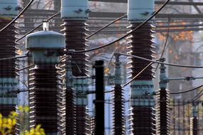 Transformers Current high voltage