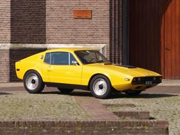 Saab Sonnett Classic yellow