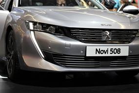 Car Peugeot novi 508