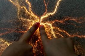 Flashes Fingers