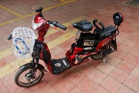 Moped Electric with basket