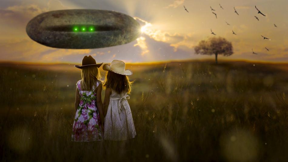Fantasy Ufo Girl drawing