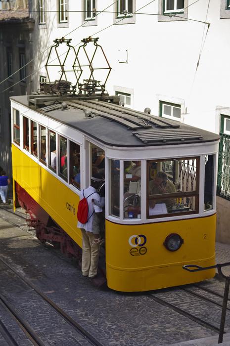 Transport Lisbon