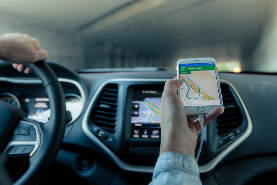 driving with navigation