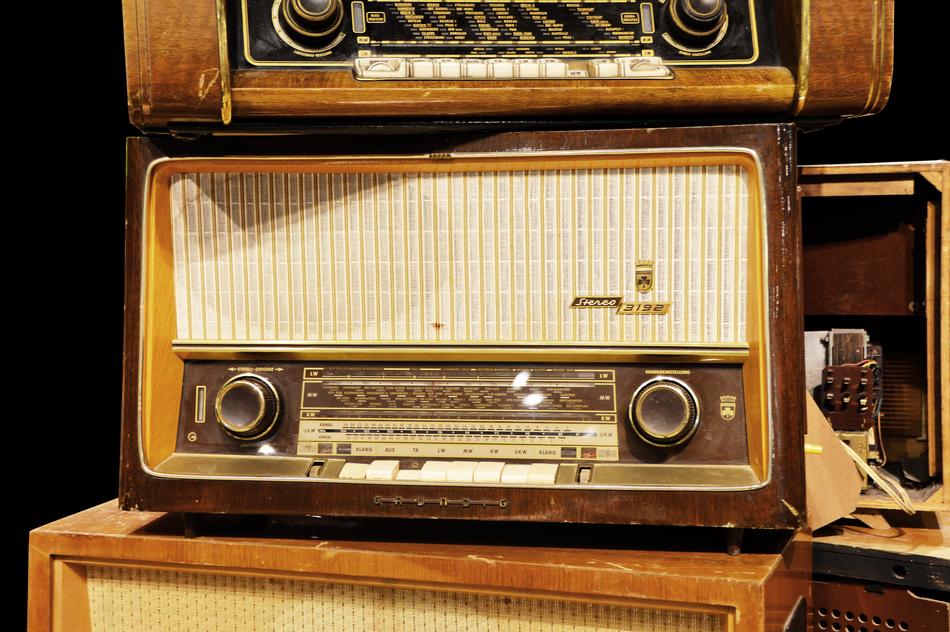 Radio Tubes retro old