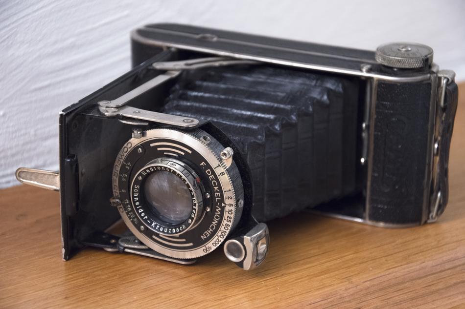 Compur Rapid Camera