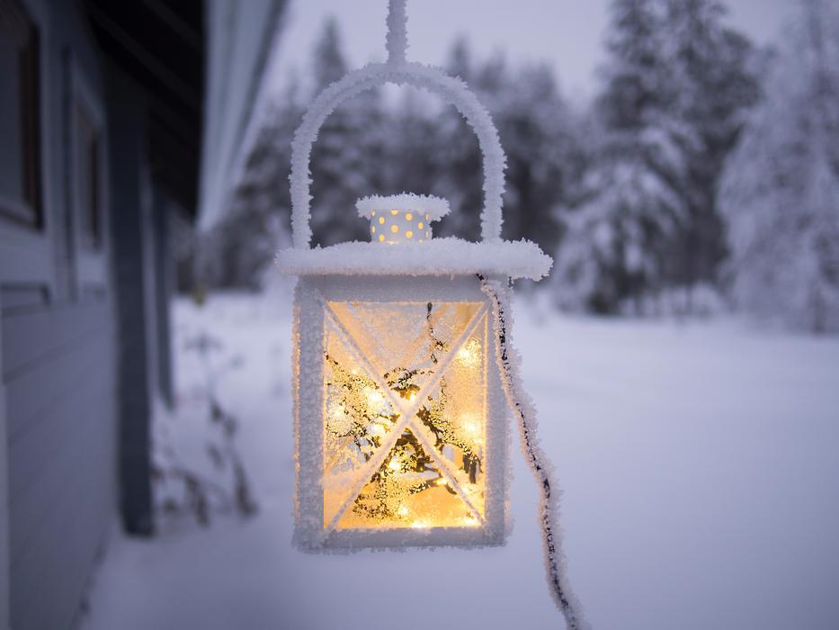 Outside Snow lamp