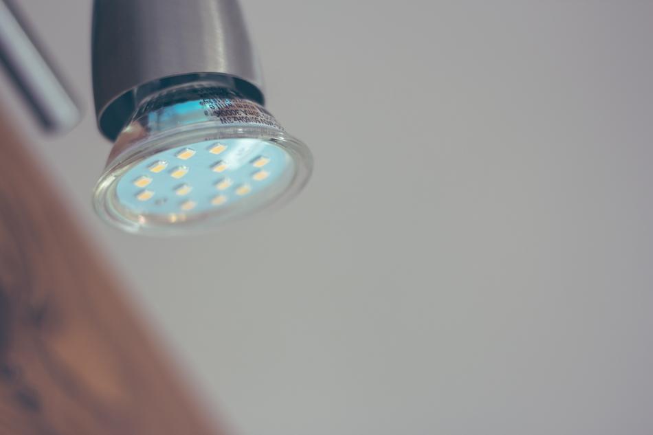 lamp with led bulb