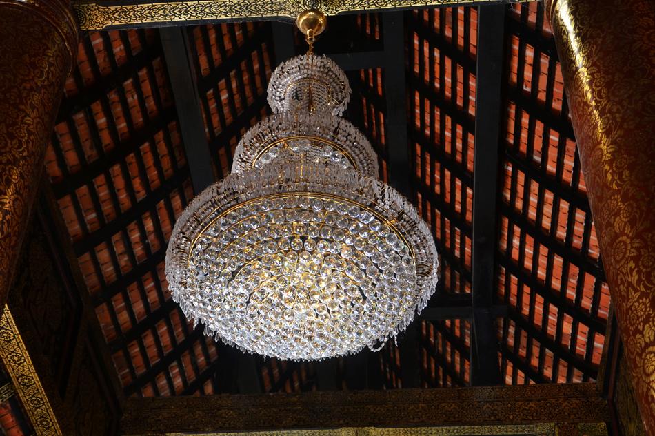 Chandelier Light roof