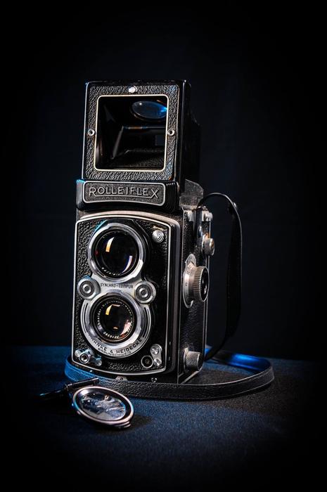 Lens Retro