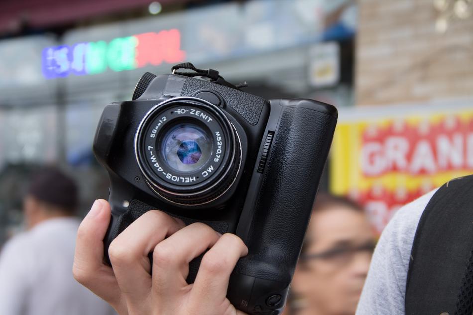 Camera Canon hand fingers