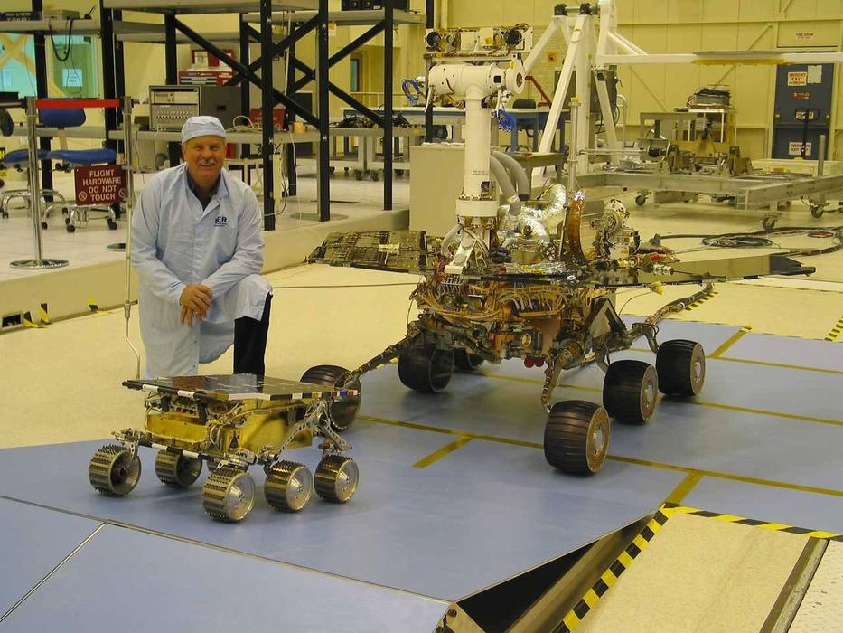 Worker near the space probe, in the building